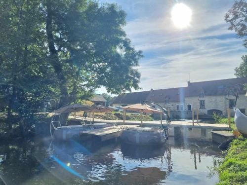 Le Moulin de Vilaine Lodge in Centre-Val de Loire