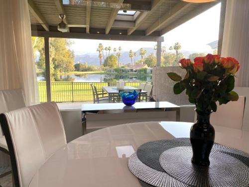 Cloud Nine Inn in Cathedral City