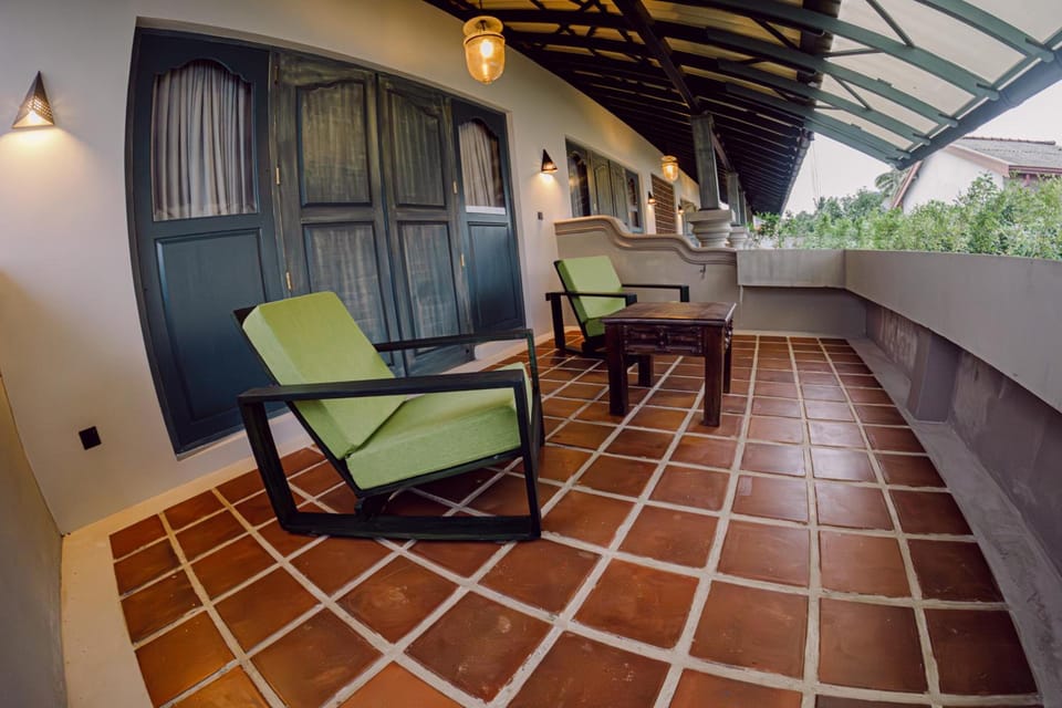Still Waters Artistry Hotel in Negombo