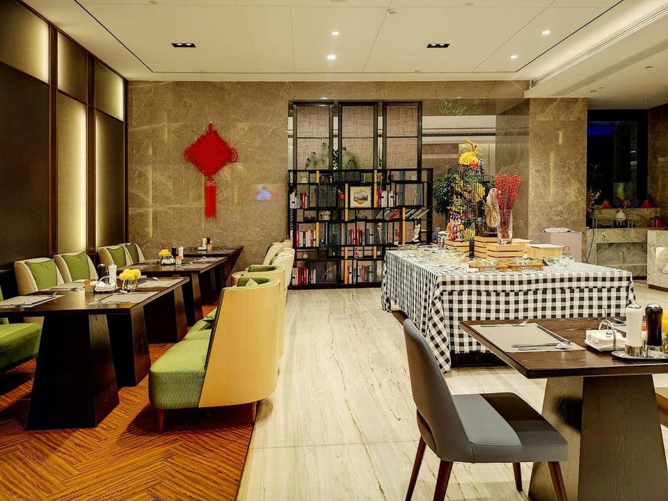 Oakwood Apartments Yangzhou Hotel in Nanjing