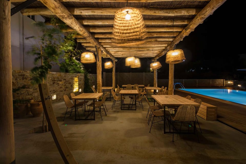 Anemoessa Luxury Villas Hotel in Icaria