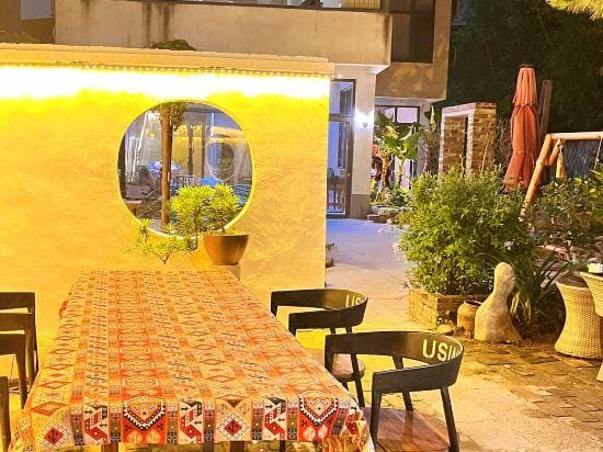 Slow Time Courtyard Homestay Hotel in Guangzhou