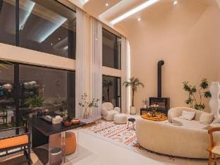 Longshang Jingyue B&B Hotel in Hangzhou