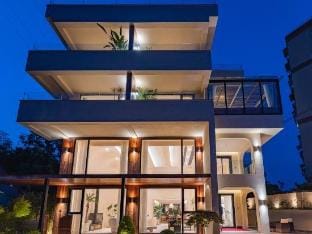 Longshang Jingyue B&B Hotel in Hangzhou
