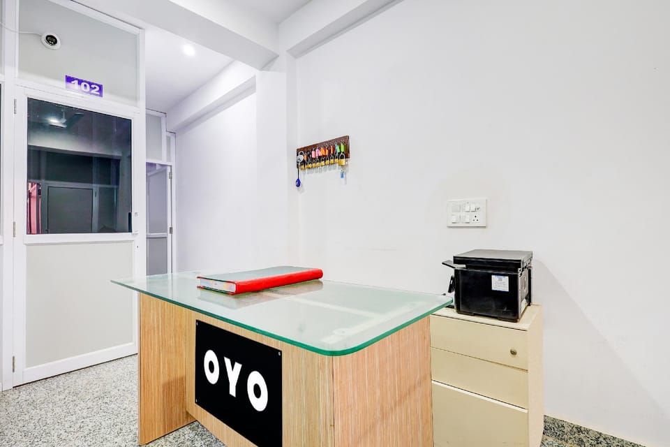 Hotel O BIG TREE Hotel in Noida
