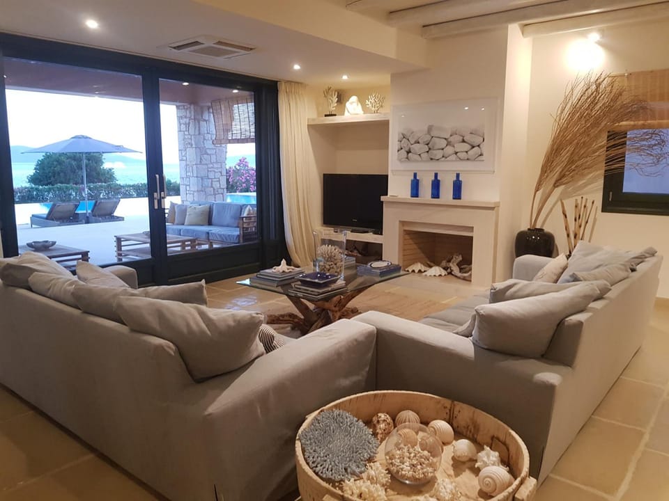 Therme Sea Luxury Lodge Apartment hotel in Argolis, Greece