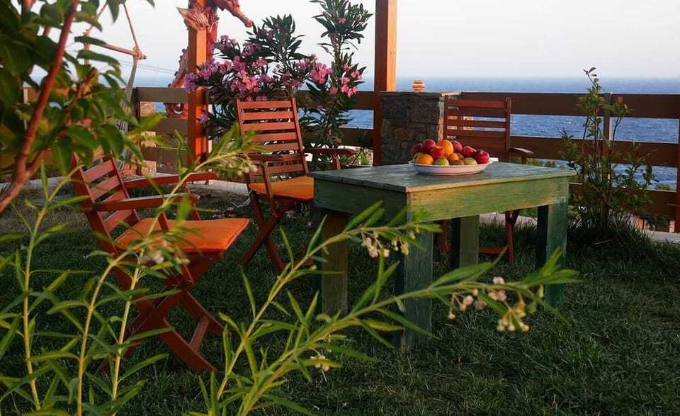 Anemi Apartments Apartment hotel in Icaria