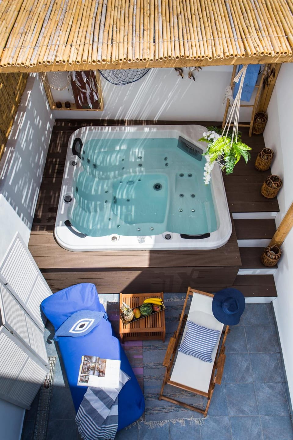 Hot tub