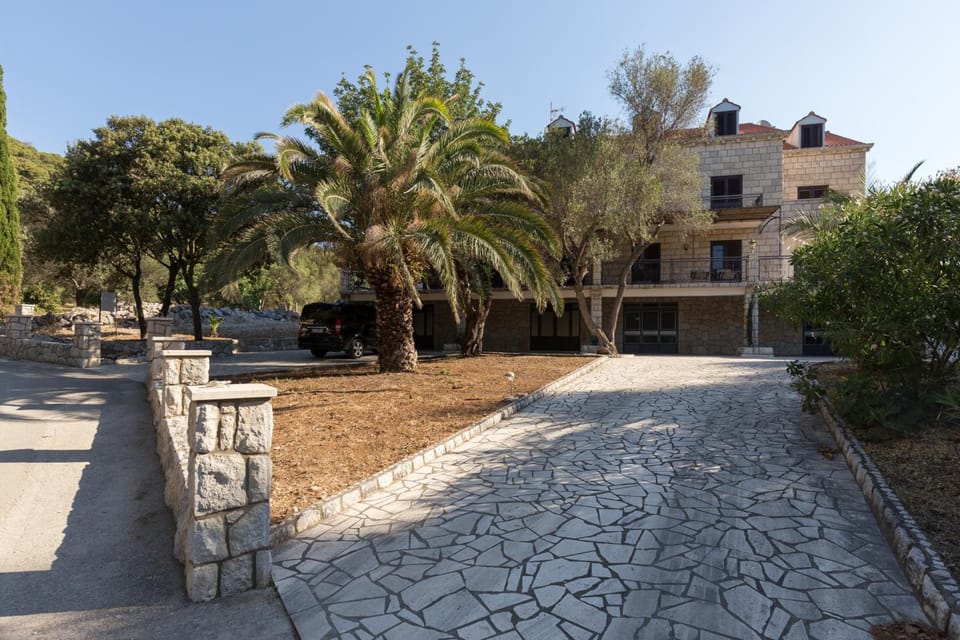 Rooms Villa Basica Hotel in Korita, Mljet