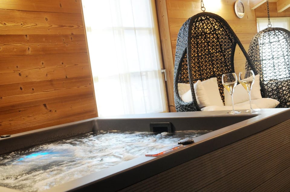 TOURING HOTEL & SPA Hotel in Province of Brescia
