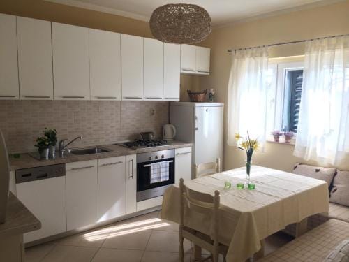 Holiday home "Kike & Mara" Hotel in Šibenik-Knin County, Croatia