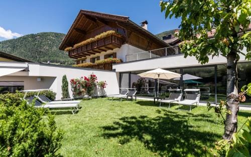 Luxury Lodge - Lener Express Lodge in Trentino-South Tyrol