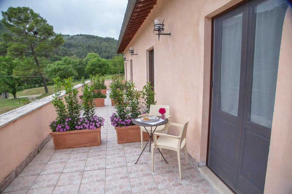 Convento San Bernardino Hotel in Umbria