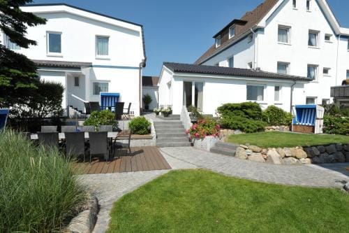 Strandhotel Hotel in Wenningstedt-Braderup