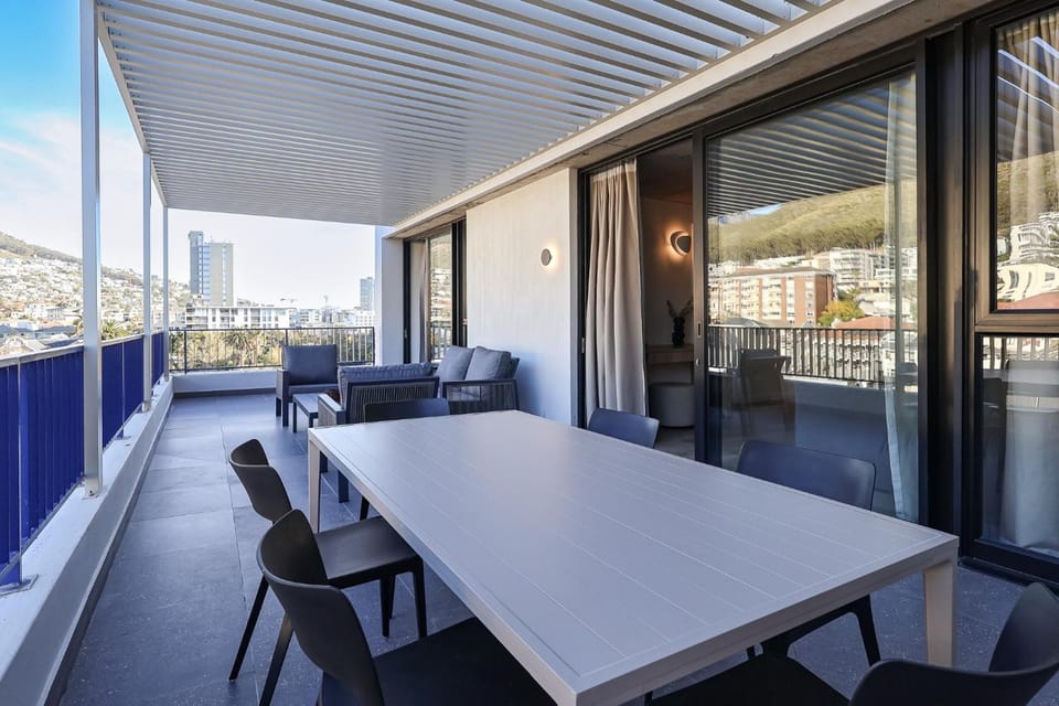 THREE43 ON B - Fluent Serviced Apartments Apartment hotel in Sea Point