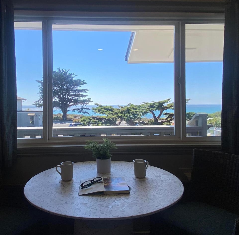Castle Inn Hotel in Cambria