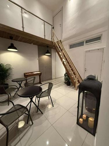 Au bat Tournai chambre zen Hotel in Hauts-de-France