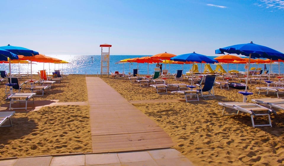 Sunlit detached villa with fenced garden Resort in Lignano Sabbiadoro