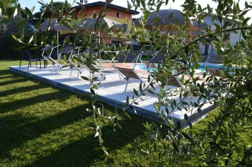 The Swan B&B Hotel in Manerba del Garda
