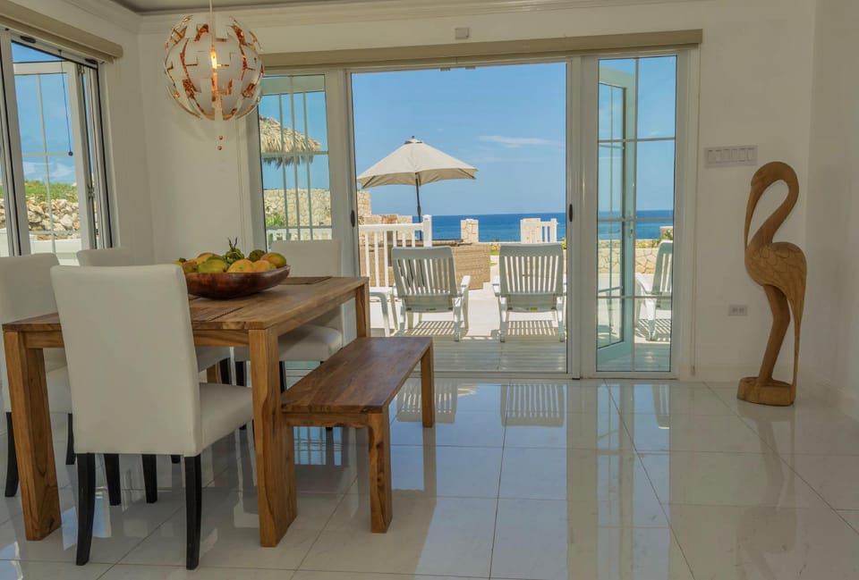 Stunning Ocean View Hotel in Westmoreland Parish