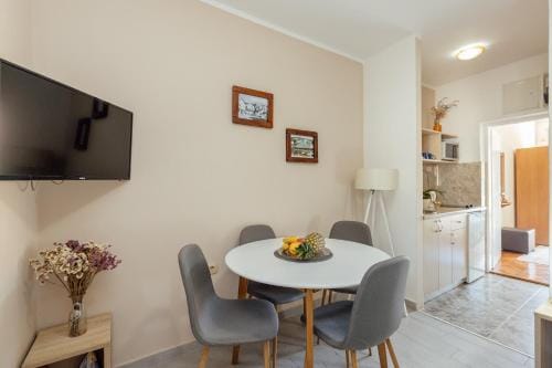 Apartmani Vico Hotel in Dubrovnik-Neretva County