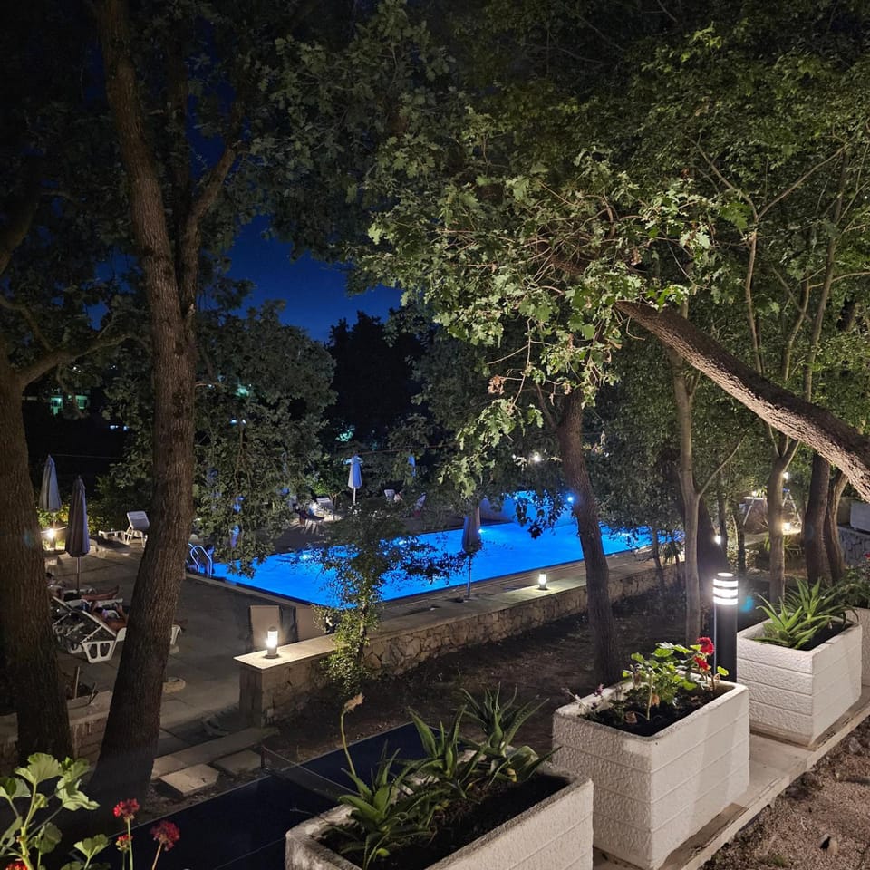 Green Hill Apartments Hotel in Ulcinj Municipality