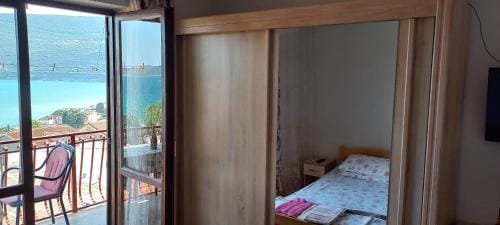 Rooms Vlaovic Hotel in Dubrovnik-Neretva County
