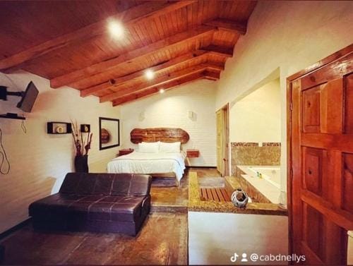 Cabana DNellys Maryana Lodge in Mazamitla