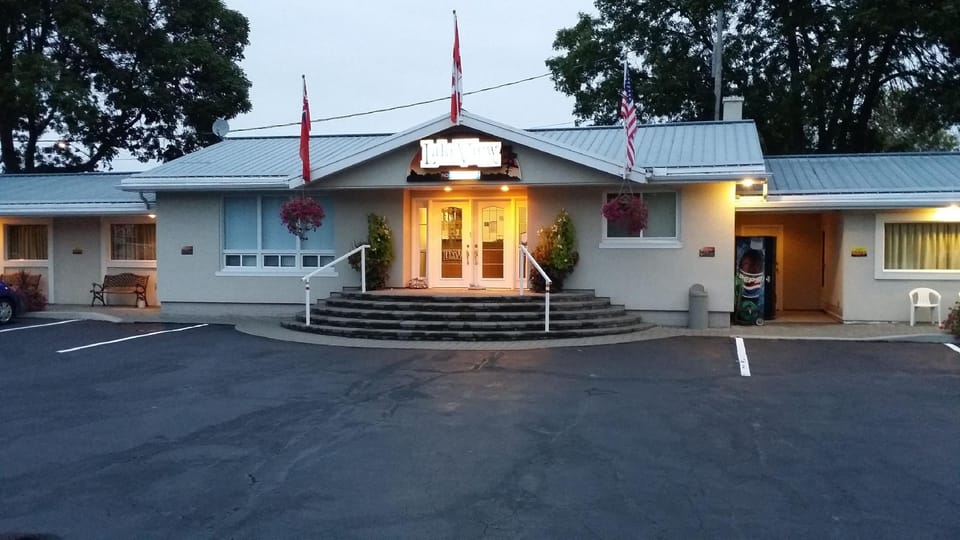 Lakeview Inn Motel in Ontario