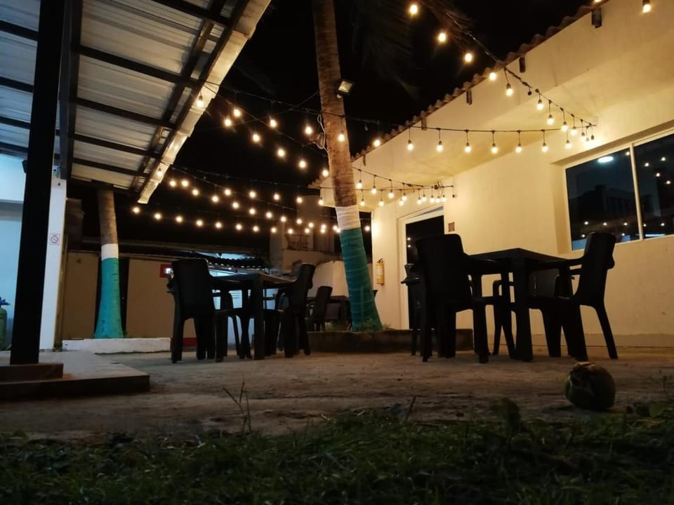 Villa Sarie Bay Hostel in San Andres