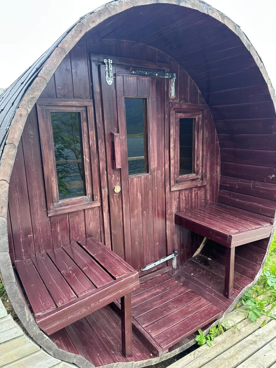 Lydersen Rorbuer Budget Hostel & Private Apartments Inn in Lofoten