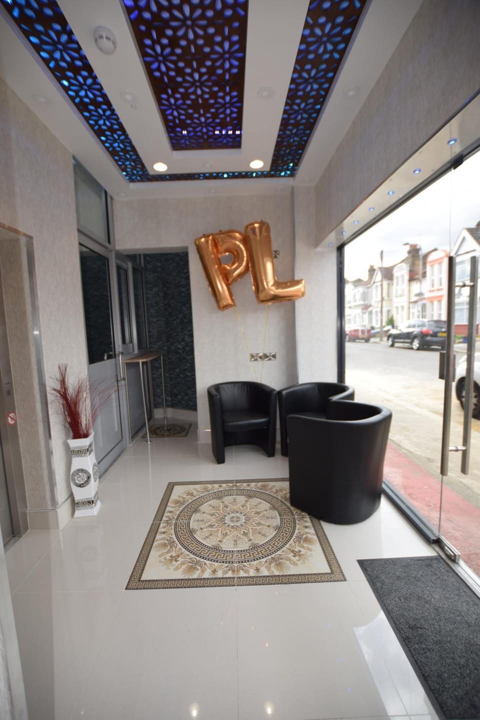 PremierLux Serviced Apartments Apartment hotel in Barking