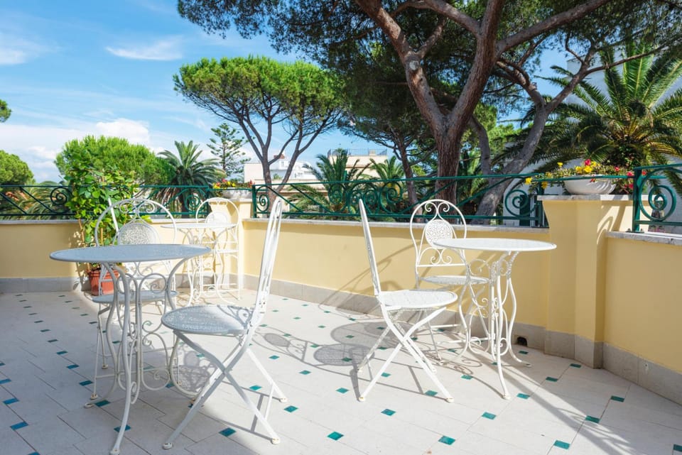 Villino Emanuele Hotel in Lazio