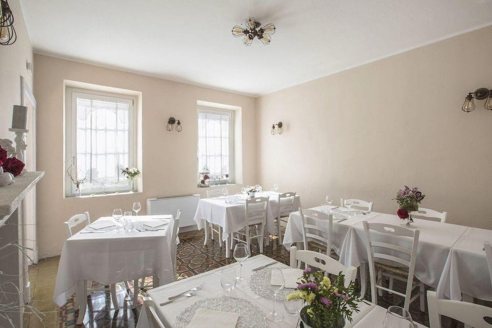 700enolocanda Inn in Lombardy
