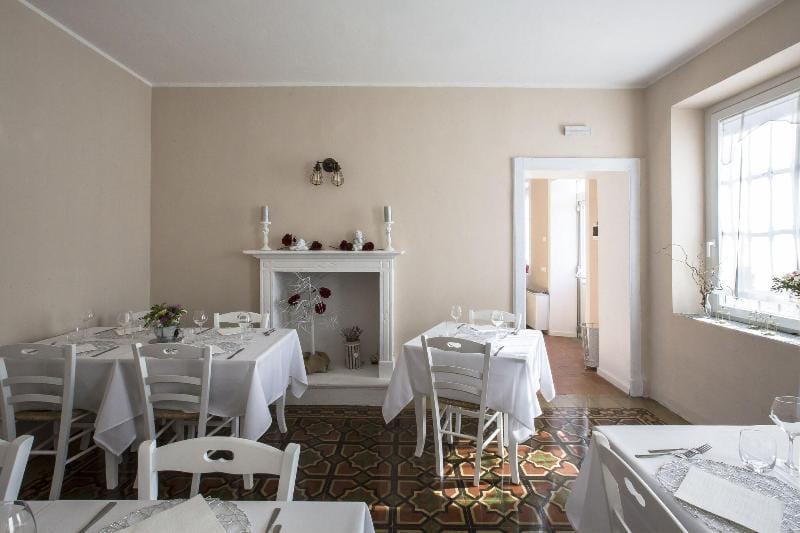 700enolocanda Inn in Lombardy