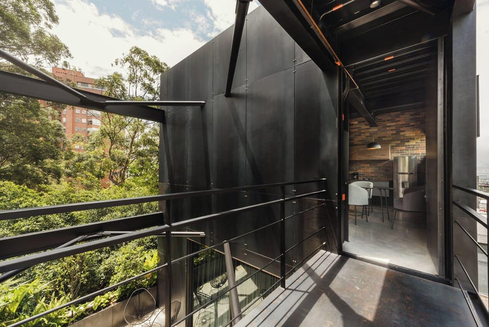 Edificio Meridiano Hotel in Medellin