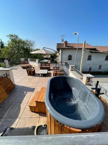 Il Giramondo Hotel in Piedmont
