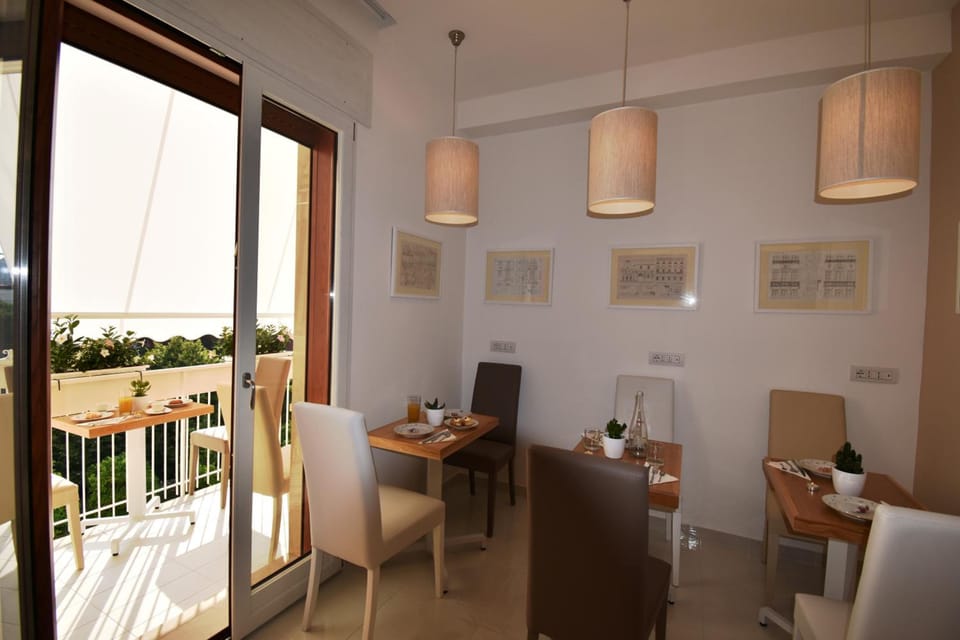 Melody Sorrento Suites Hotel in Priora