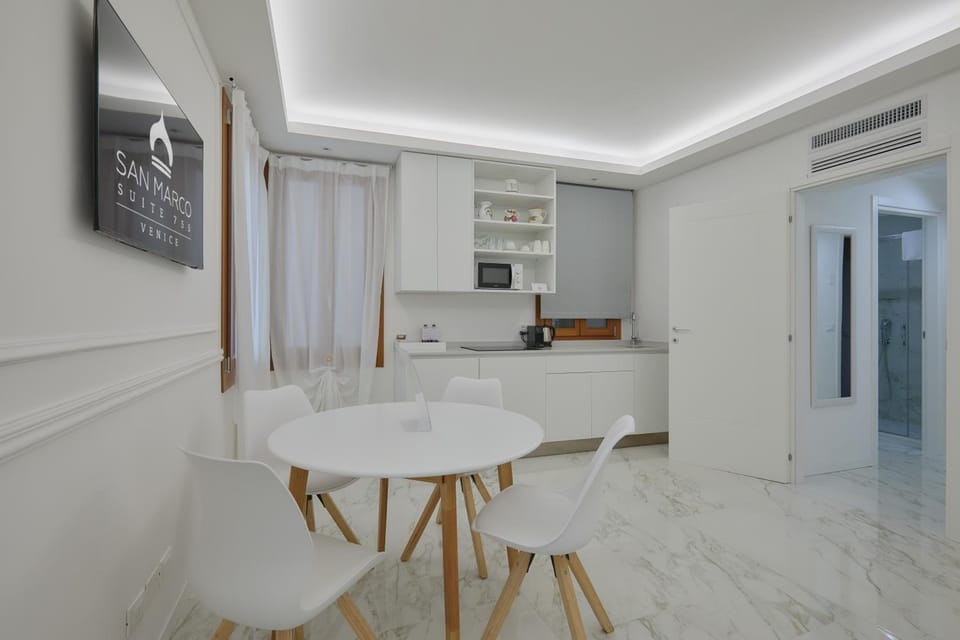 San Marco Suite 755 Hotel in San Marco