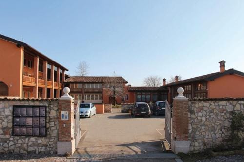 Cascina Volta Hotel in Province of Brescia