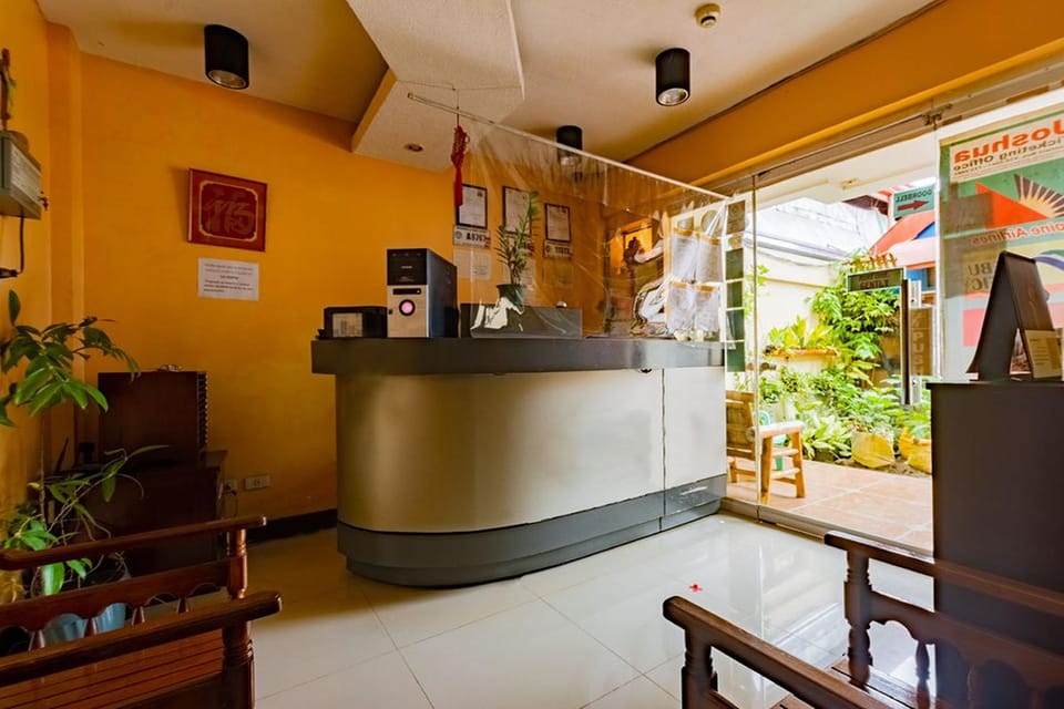 Voyagers Palace Hotel in Puerto Princesa