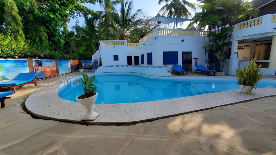 Kivuli Villas Diani  Resort in Kenya