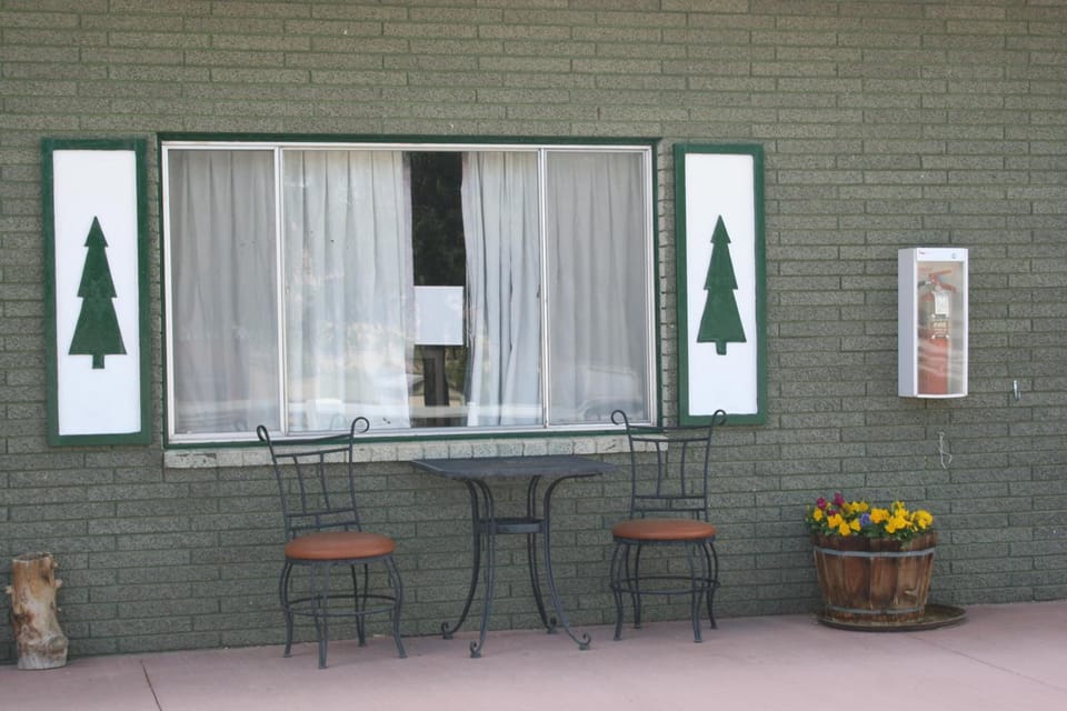 Bryce Zion Inn Motel in Hatch