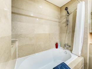 ShanghaiTyms 2BedroomApt GubeiCBD Near Takashimaya Hotel in Shanghai