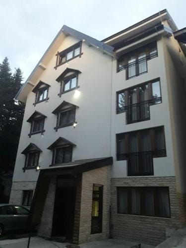 Apartmani Nikola u vili Semetes Hotel in Serbia