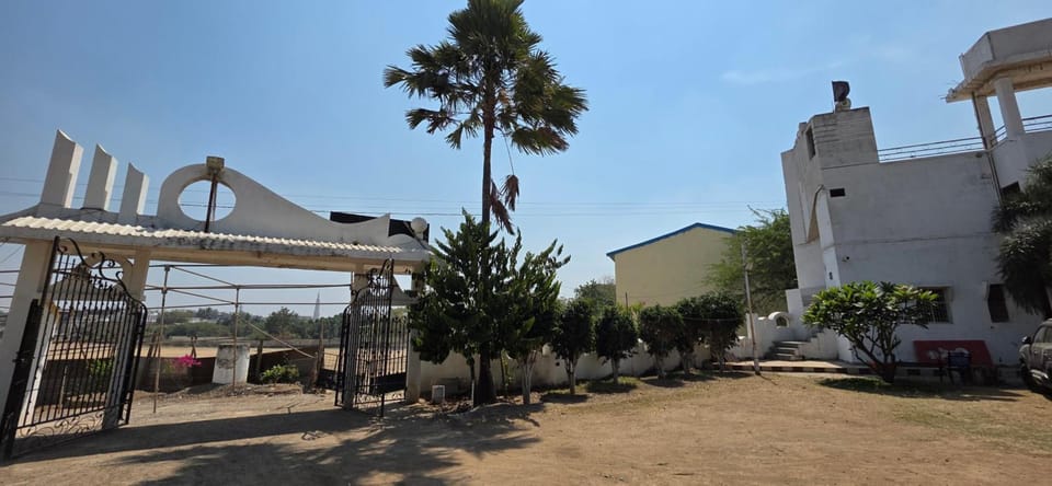 Hotel Manas Hotel in Maharashtra