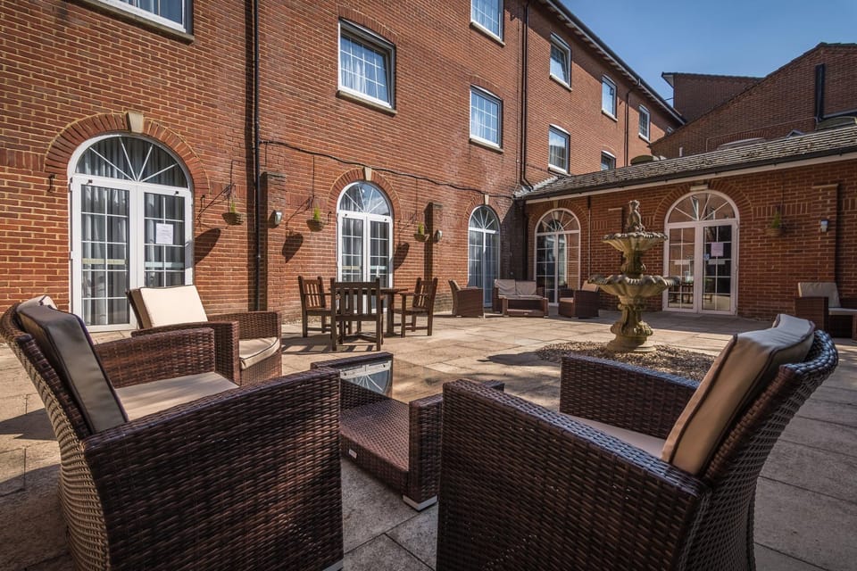 Holiday Inn Corby Kettering A43 By IHG Hotel in Corby