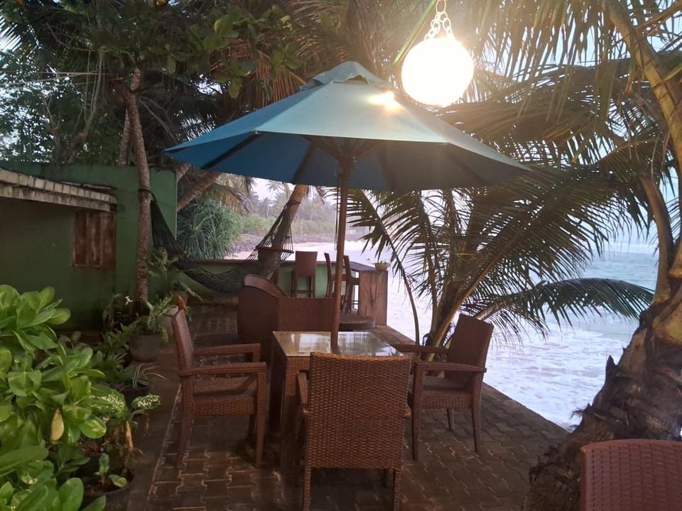 Turtle Beach Talpe Hotel in Southern Province