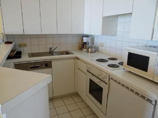Coastal Comfort with Parking Hotel in Koksijde