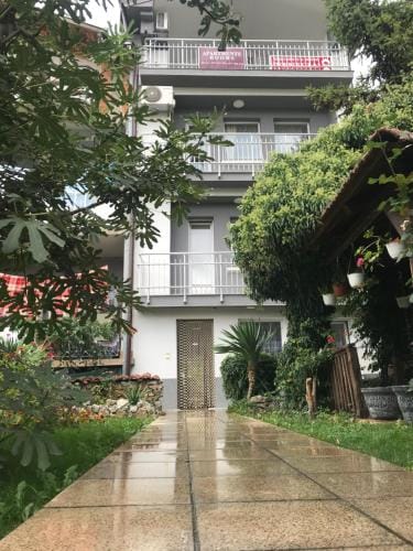 Venecia Plaza Struga Hotel in Municipality of Ohrid, North Macedonia